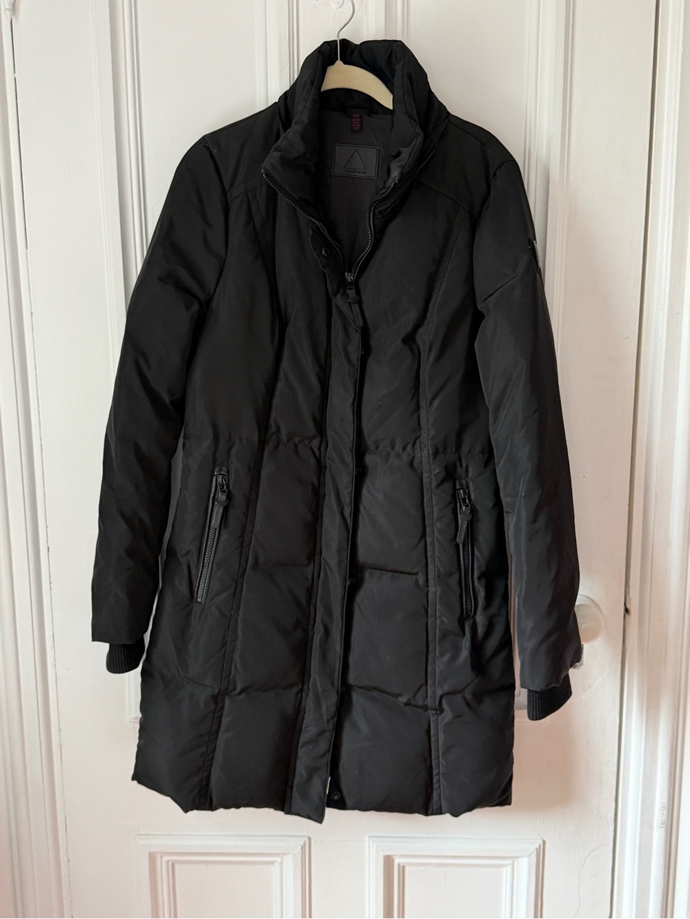 Women’s Atelier Noir Black Down Filled Quilted Mid Length Puffer Jacket Medium